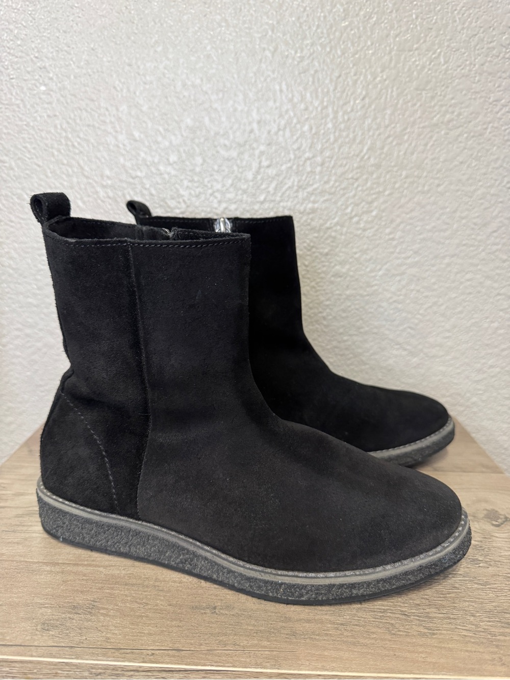Trask Cassy Waterproof Black Suede Ankle Boots Women’s 7.5 B